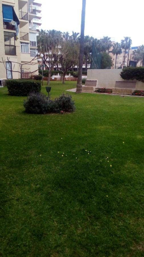 Apartamento En La Playa 托雷莫利诺斯 外观 照片